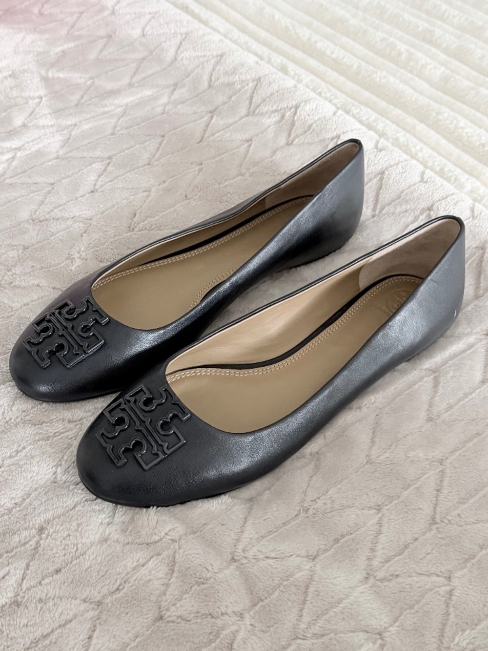 Tory Burch Black Melinda Matte Logo Ballet Flats - Size 9.5 W/ Box